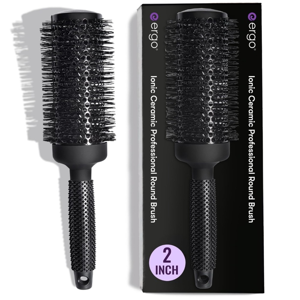 Ergo ERG53 round hair brush new in box
